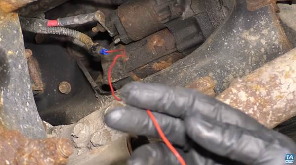Reasons A Car Won't Start | You may need to test the ignition/signal wire. This photo shows you what an ignition/signal switch connection can look like.