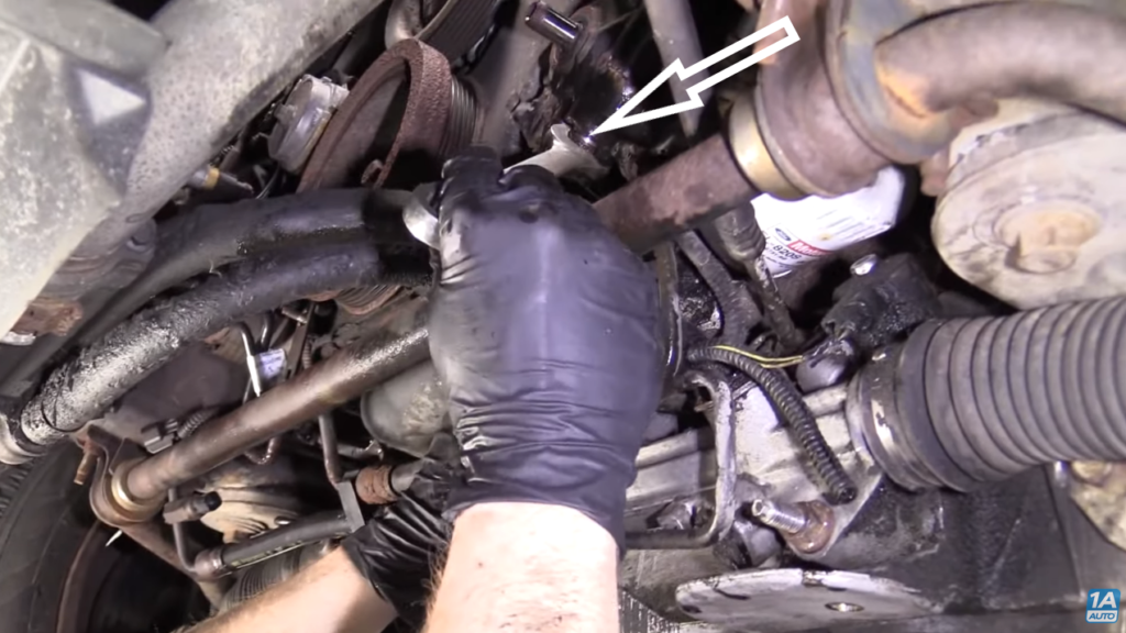 Power Steering Leak [Expert Advice to Diagnose & Fix] 1A Auto