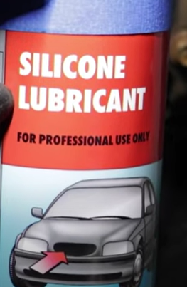 Silicone lubricant for spraying creaky hinges