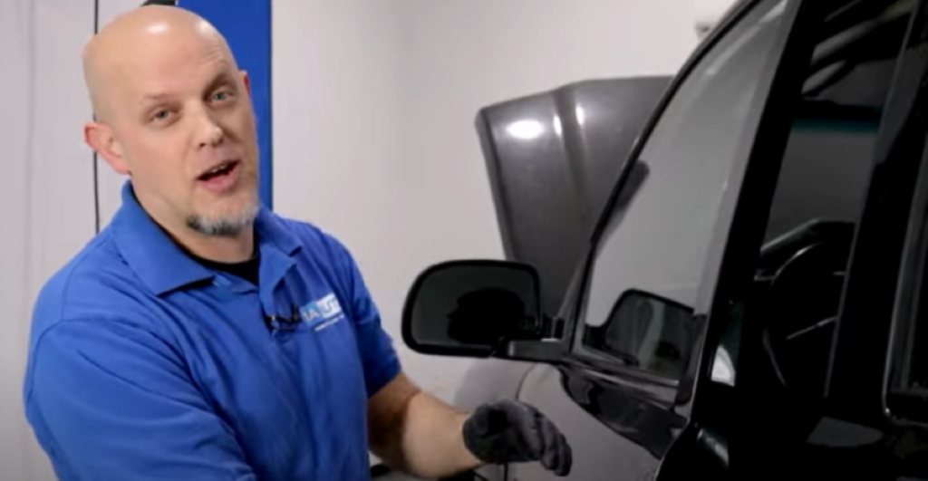 What to Do When the Car Door Latch Doesn't Spring Back and the Door Won't  Close? - Knowledge